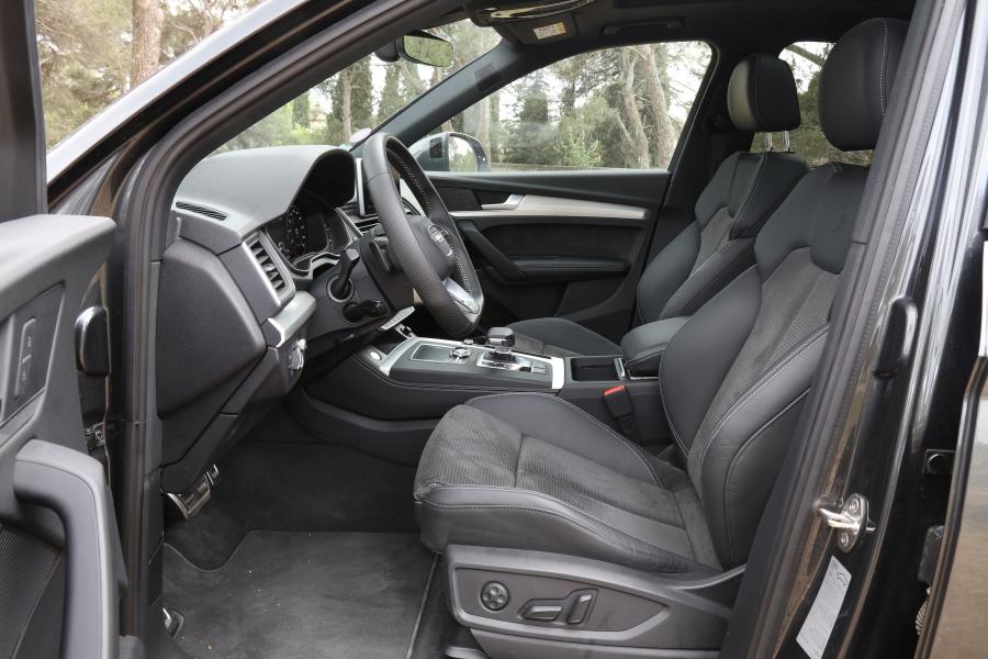 Интерьер Audi Q5 TFSI Quattro S-Line 2016 года  (WW) (фото 109 из 110)